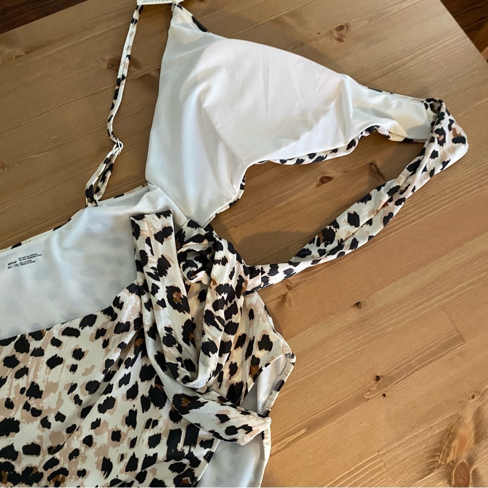 AERIE Leopard Print Wrap One-Piece Swimsuit XXL Full Coverage V-Neck Cut-Out NWT - Picture 14 of 16